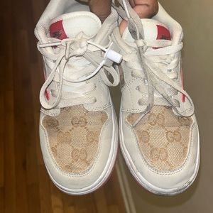 nike dunks size 2.5y